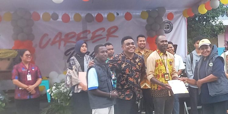 ‘Career Day’ Pekan Cahaya BKSN 2025 Diikuti 200 Pelajar SMA-SMK di Timika
