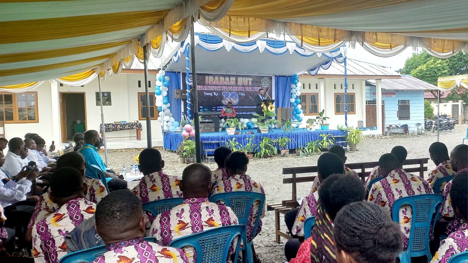 Rayakan Ibadah HUT Ke-30, SMTK Berea Timika Harapkan Pembangunan Sekolah Berpola Asrama