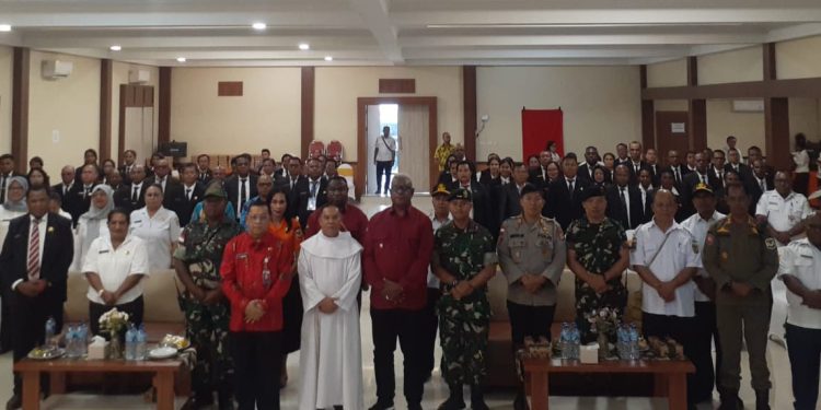 ASN Pemkab Mimika Harus Disiplin, Pejabat yang Tidak Komitmen Layani Masyarakat Terancam Dicopot dari Jabatannya