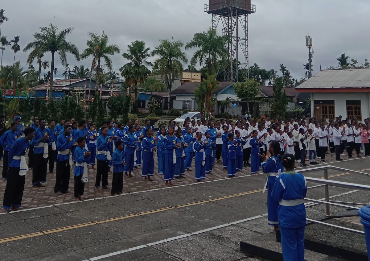 THS-THM Distrik Keuskupan Timika Rayakan HUT ke-28. Generasi Milenial Amungme dan Kamoro Diharapkan Jadi Garda Terdepan Gereja