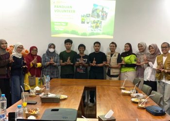 Komunitas Pijar Mimika Adakan Workshop from Volunteer to Chang