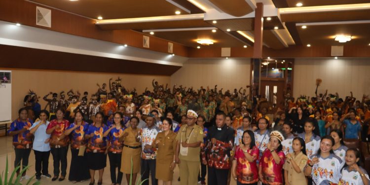 DISPARPORA Mimika Sukses Menggelar Pelatihan Seni Tradisional Selama Seminggu