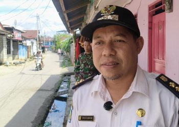 Lurah Inauga GR Meninjau Langsung Lokasi Rawan Banjir di Kawasan Jalan Kartini