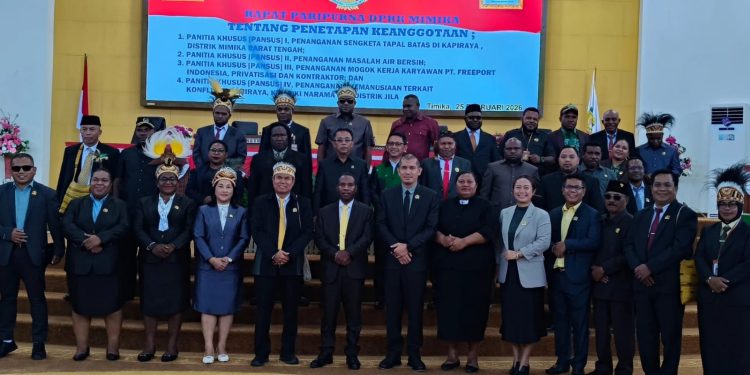 Empat Pansus DPRK Mimika Bekerja Enam Bulan