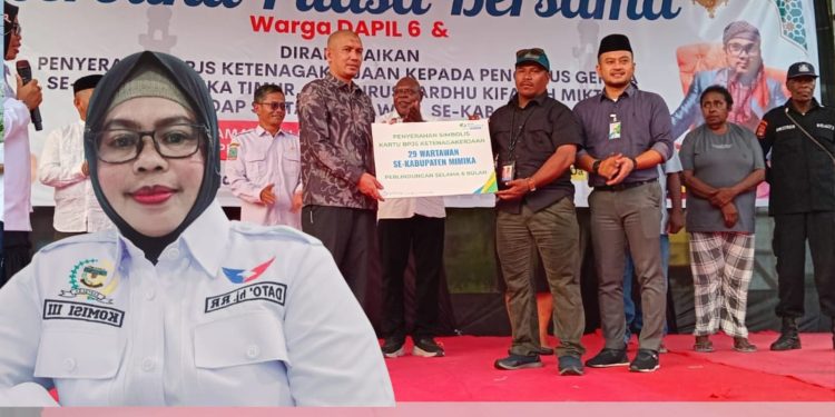 Anggota DPRK Mimika Hj. Rampeani Rachman Berikan 1.000 Kartu BPJS Ketenagakerjaan Bagi Warga Mimika