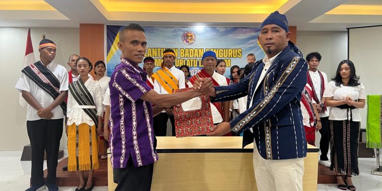 Pengurus Pemuda Urlatu Latdalam Timika Dilantik, Sumitro Magenda Pimpin Periode 2026–2031