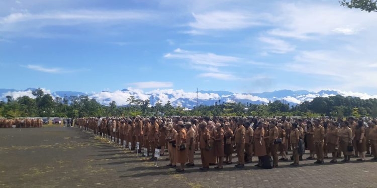 Bupati Mimika Sebut Demo Pasca Rolling Jabatan Diduga Bermuatan Upaya Adu Domba