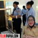 Anggota DPRK Mimika Hj.Rampeani Merasa Bangga, Putra-Putri Papua Sudah Bekerja di Bandara Mozes Kilangin