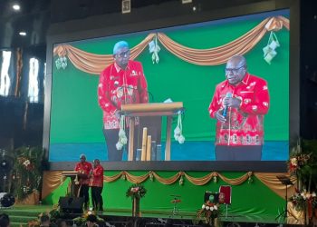 Satu Tahun Kepemimpinan JOEL, Angka Kemiskinan Turun Jadi 13,8 Persen, Sedangkan IPM Kabupaten Mimika Meningkat di Angka 77,5