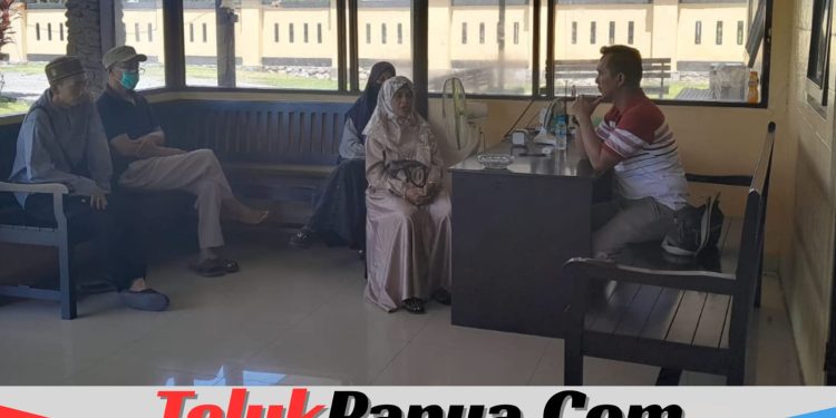 Ibunda Korban Penganiayaan di Kuala Kencana Tuntut Pemilik LPK Idaman Karya Mandiri Bertanggungjawab Atas Kematian Putranya