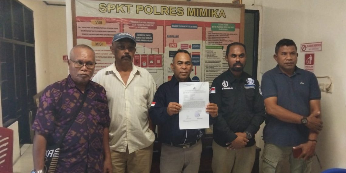 Diduga Lontarkan Rasisme di Bandara Timika, Oknum Anggota DPRK Mimika Resmi Dilaporkan IKEMAL ke Polisi