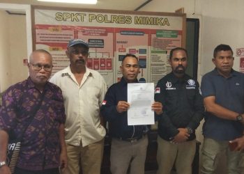 Diduga Lontarkan Rasisme di Bandara Timika, Oknum Anggota DPRK Mimika Resmi Dilaporkan IKEMAL ke Polisi